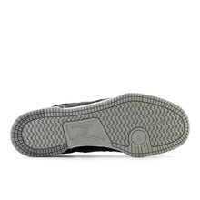 Load image into Gallery viewer, New Balance Numeric - 600 Tom Knox in Black/Grey