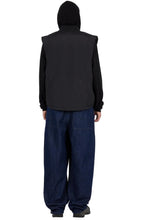 Load image into Gallery viewer, Dime - Reversible Vest in Black