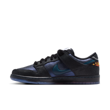 Load image into Gallery viewer, Nike SB - Dunk Low Pro in Black/Marina-White-Campfire-Orange