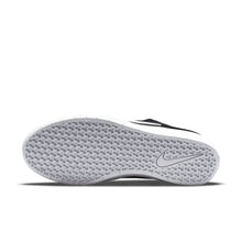 Load image into Gallery viewer, Nike SB - Force 88 in Black/Black/White