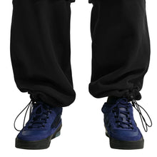Load image into Gallery viewer, Nike SB - Ishod Cargo Pants in Black