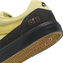 Load image into Gallery viewer, Nike SB - Malor TE in Buff Gold/Black/Cinnamon/Black