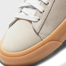 Load image into Gallery viewer, Nike SB - Zoom Blazer Low Pro Gt in White/Black/Gum