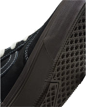 Load image into Gallery viewer, Vans - Crockett High in Black/Chocolate