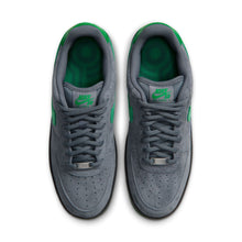 Load image into Gallery viewer, Nike SB - Air Force 1 SE in Cool Grey/Court Green-Black Court Green