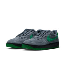 Load image into Gallery viewer, Nike SB - Air Force 1 SE in Cool Grey/Court Green-Black Court Green