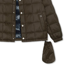 Load image into Gallery viewer, Polar - Lightweight Puffer in Brown

