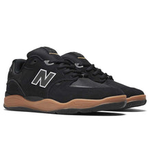 Load image into Gallery viewer, New Balance Numeric - 1010 Tiago in Black/Gum
