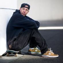 Load image into Gallery viewer, New Balance Numeric - Andrew Reynolds 933 in Camel and Dark Brown
