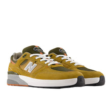 Load image into Gallery viewer, New Balance Numeric - Andrew Reynolds 933 in Camel and Dark Brown
