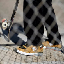 Load image into Gallery viewer, New Balance Numeric - Andrew Reynolds 933 in Camel and Dark Brown
