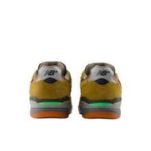 Load image into Gallery viewer, New Balance Numeric - Andrew Reynolds 933 in Camel and Dark Brown
