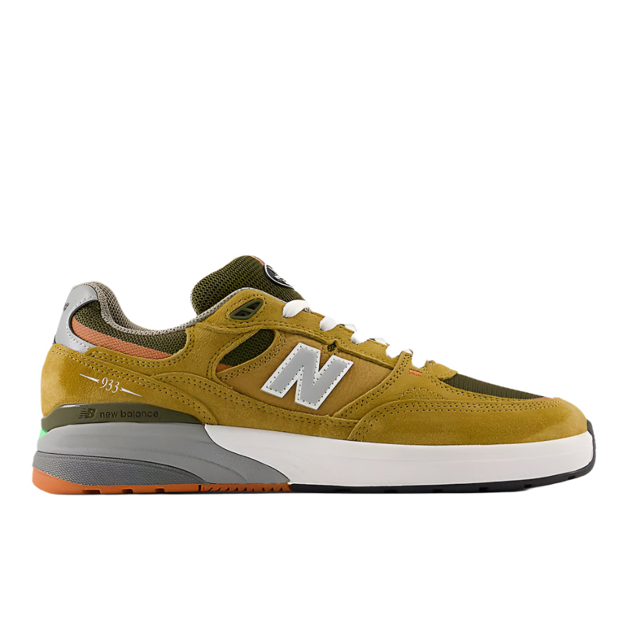 New Balance Numeric - Andrew Reynolds 933 in Camel and Dark Brown