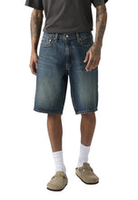 Load image into Gallery viewer, Levi's - 469 Loose Shorts in Vintage Story Shorts

