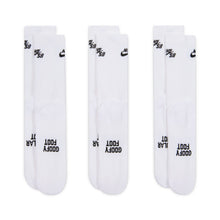 Load image into Gallery viewer, Nike SB - Everyday Elevated Skate Socks
