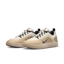 Load image into Gallery viewer, Nike SB - Zoom Nyjah 4 in Desert Khaki/DK Smoke Grey
