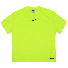 Load image into Gallery viewer, Nike SB - Ishod Skate Jersey in Volt

