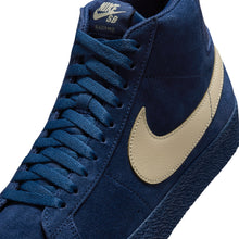 Load image into Gallery viewer, Nike SB - Zoom Blazer Mid in Coastal Blue/Pale Yellow-Coastal Blue
