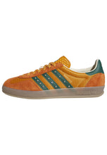 Load image into Gallery viewer, Adidas - Hardies x Gazelle ADV in Rust Orange/Collegiate Green/Gum
