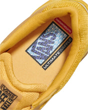 Load image into Gallery viewer, Vans - Ave 2.0 in Gold
