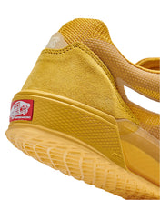 Load image into Gallery viewer, Vans - Ave 2.0 in Gold
