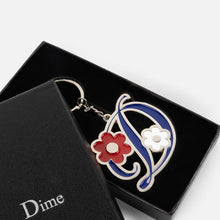 Load image into Gallery viewer, Dime - Oversized Floral Key Chain
