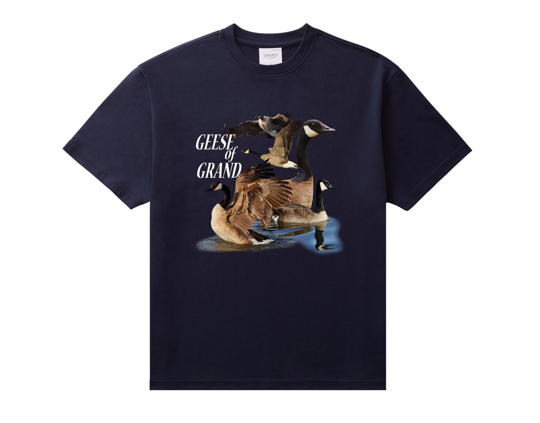 Grand Collection - Geese of Grand Tee in Navy