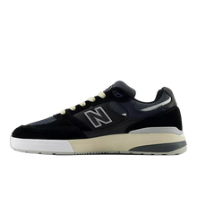 Load image into Gallery viewer, New Balance Numeric - Andrew Reynolds 933 in Black/Eclipse
