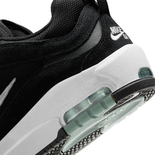 Load image into Gallery viewer, Nike SB - Air Max Ishod in Black/Black/Black/White
