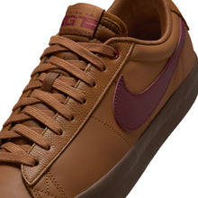 Load image into Gallery viewer, Nike SB - Blazer Low Pro Gt in Light British Tan/Dark Team Red
