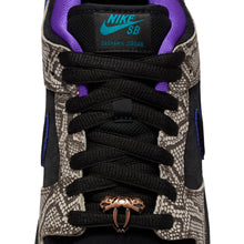 Load image into Gallery viewer, Nike SB - Dunk Low Pro in String/Black-Bright Spruce-Fierce Purple

