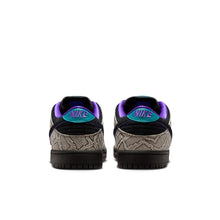 Load image into Gallery viewer, Nike SB - Dunk Low Pro in String/Black-Bright Spruce-Fierce Purple
