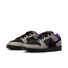 Load image into Gallery viewer, Nike SB - Dunk Low Pro in String/Black-Bright Spruce-Fierce Purple
