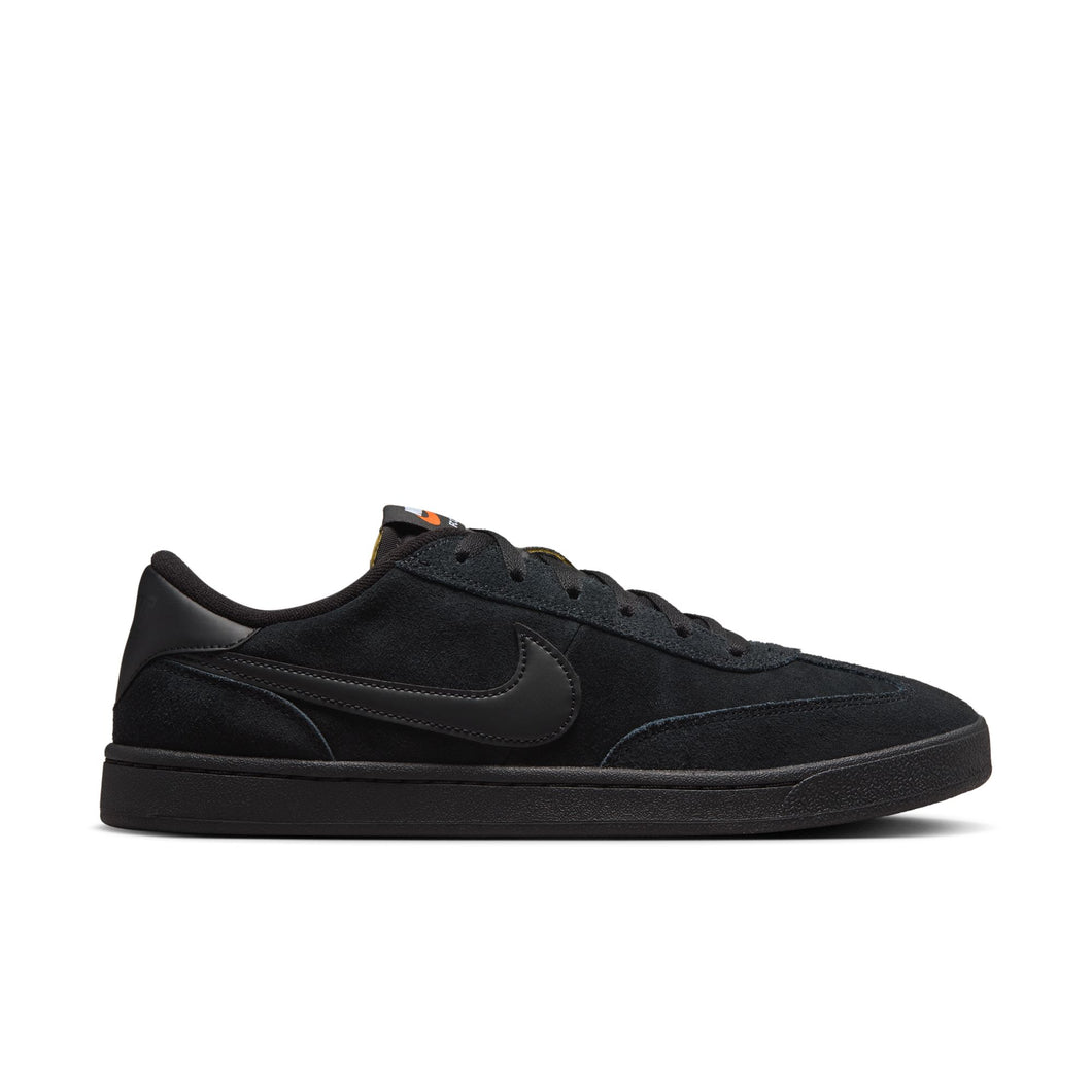 Nike SB - FC Classic in Black/Black-Black-Vivid Orange