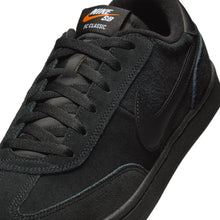 Load image into Gallery viewer, Nike SB - FC Classic in Black/Black-Black-Vivid Orange
