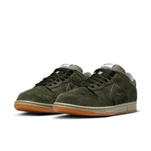 Load image into Gallery viewer, Nike SB - Dunk Low Pro B in Sequoia/Sequoia-Light Army-White
