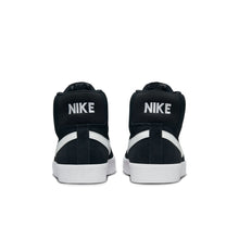 Load image into Gallery viewer, Nike SB - Zoom Blazer Mid in Black/White
