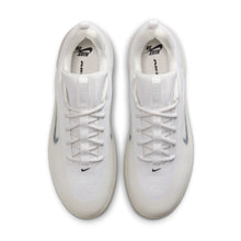 Load image into Gallery viewer, Nike SB - Zoom Nyjah 4 in White/Black-White-Black
