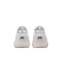 Load image into Gallery viewer, Nike SB - Zoom Nyjah 4 in White/Black-White-Black

