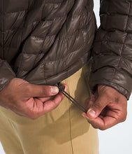 Load image into Gallery viewer, The North Face -  Thermoball Jacket in Smokey Brown
