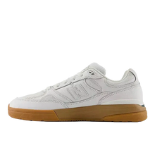 Load image into Gallery viewer, New Balance Numeric - Andrew Reynolds 933 in White/Black
