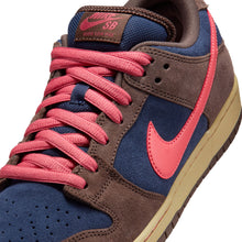 Load image into Gallery viewer, Nike SB - Dunk Low Pro in Baroque Brown/Adobe-Midnight Navy
