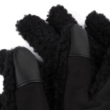Load image into Gallery viewer, Dime - Classic Polar Fleece Gloves in Black
