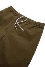 Load image into Gallery viewer, Grand Collection - Cotton Pant in Olive
