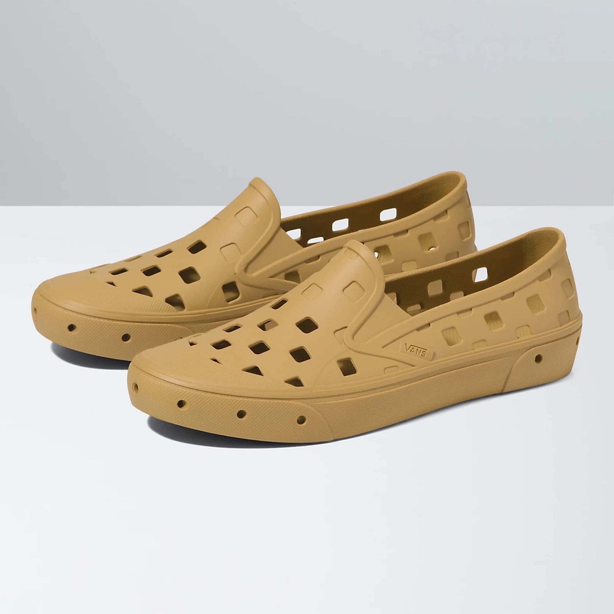 Vans Slip On TRK Mustard Gold