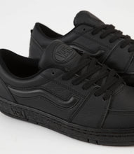 Load image into Gallery viewer, Vans - Skate Fairlane in Black Leather
